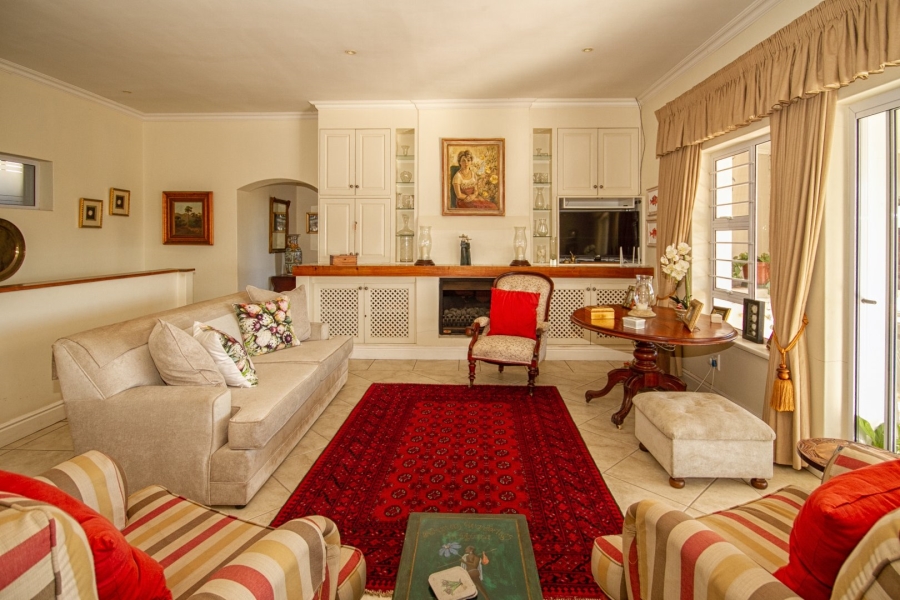 3 Bedroom Property for Sale in Upper Main Street Western Cape